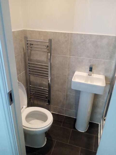 Ensuite Double-Bed Burnley Luaran gambar